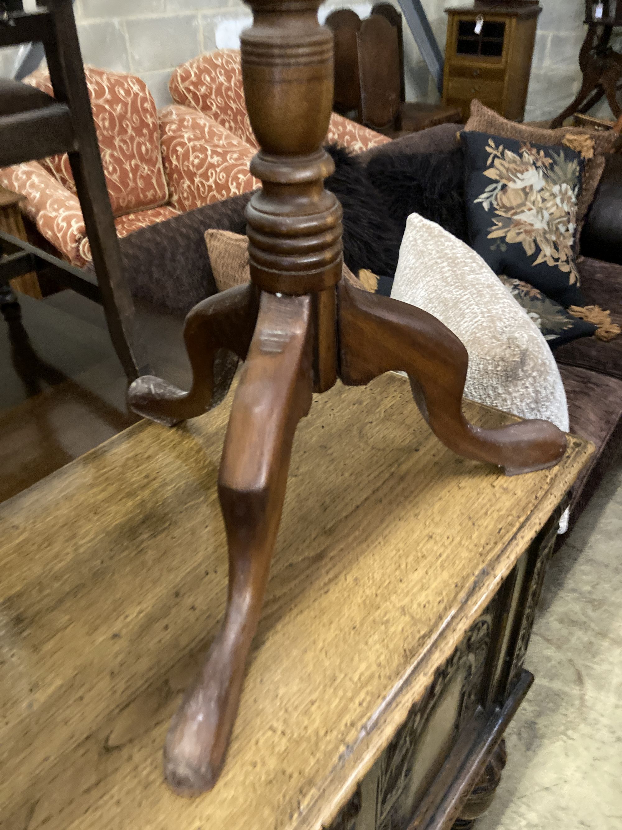 Three Victorian-style mahogany tripod wine tables, largest 49cm diameter